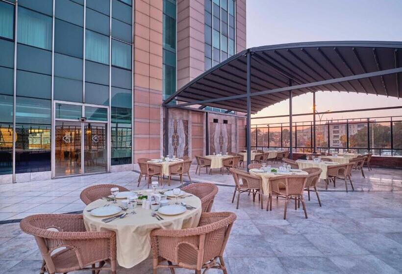 Отель Dedeman Sanliurfa