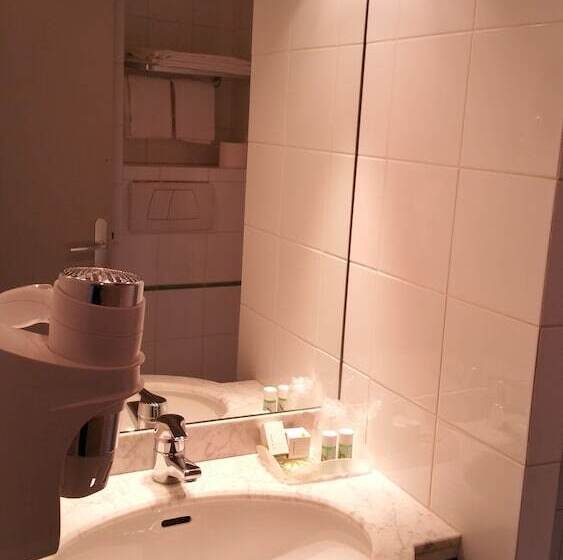 هتل Des Ecrivains