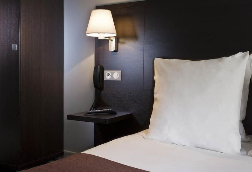 هتل Des Ecrivains