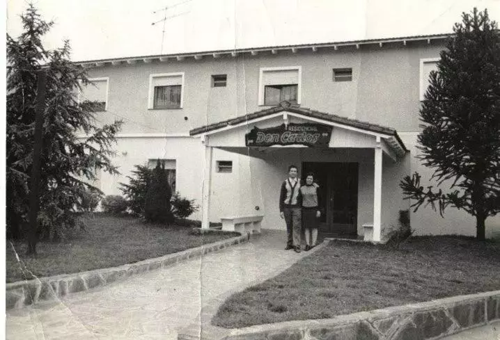 ホテル Don Carlos