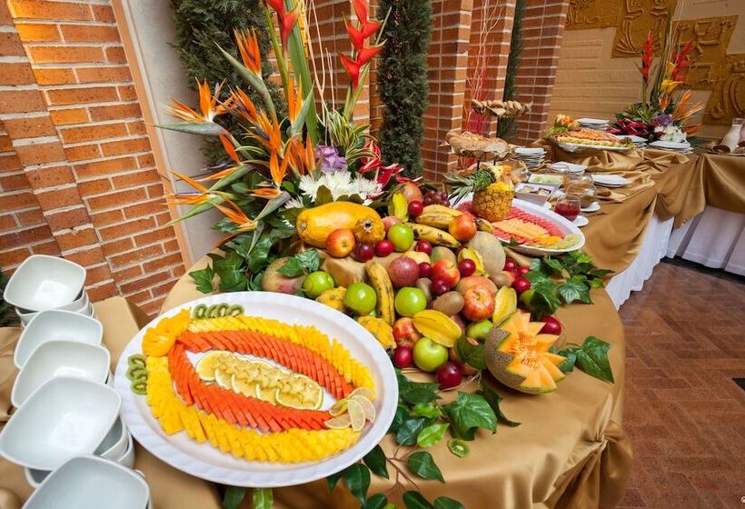 בית מלון כפרי Embassy Park