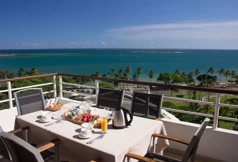 هتل Hilton Noumea La Promenade Residences