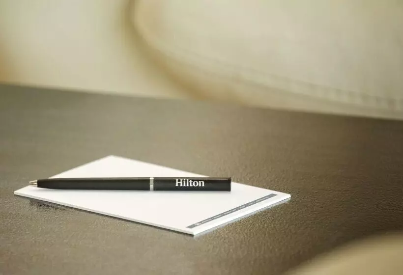 هتل Hilton Noumea La Promenade Residences