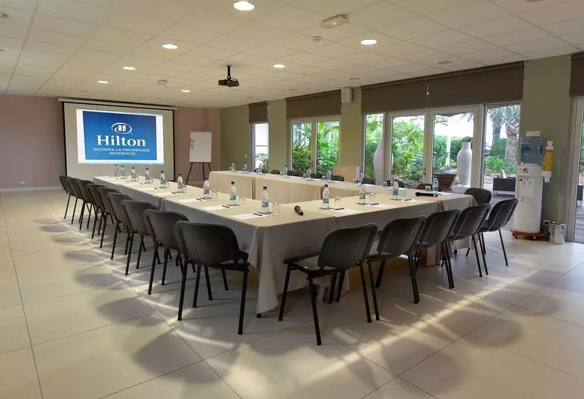 هتل Hilton Noumea La Promenade Residences