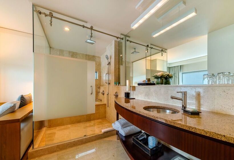 هتل Hyatt Regency Trinidad