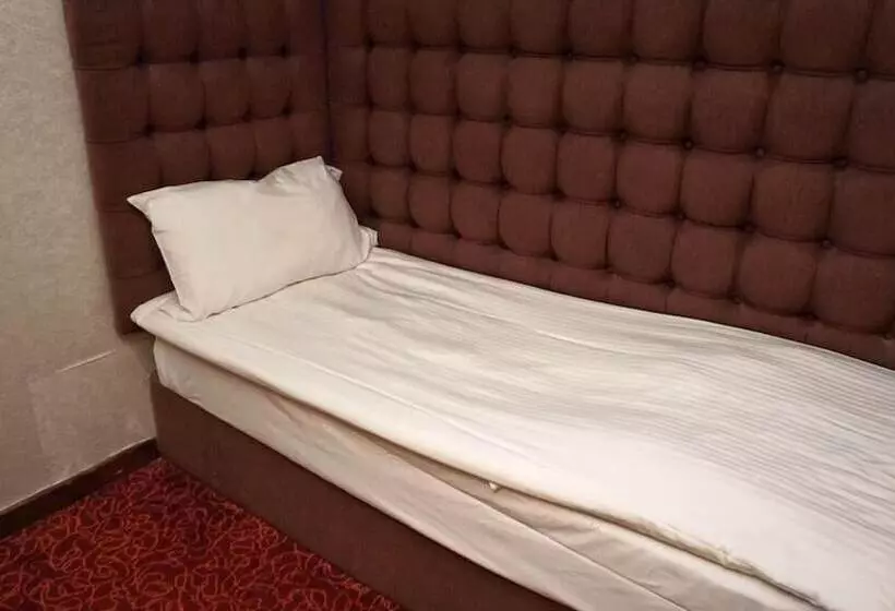 هتل Oriental Lander