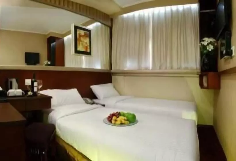 هتل Oriental Lander