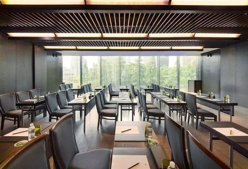 The Puli Hotel And Spa