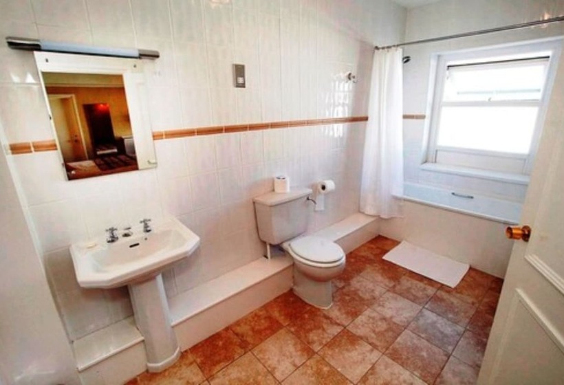 The Castle Hotel Neath