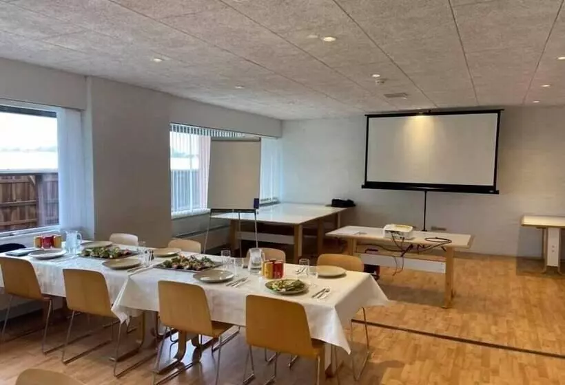 Gorvannsminde   Hostel