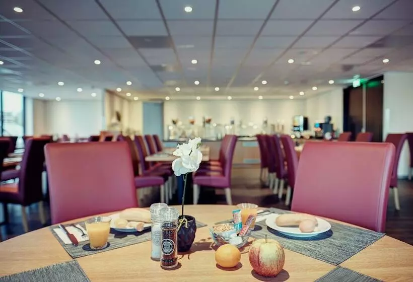 Hotelli Amedia Amsterdam Airport, Trademark Collection By Wyndham