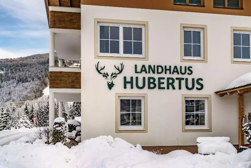 Hotelli Landhaus Hubertus Wellness & Breakfast