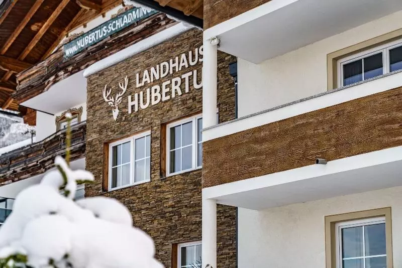 Hotelli Landhaus Hubertus Wellness & Breakfast