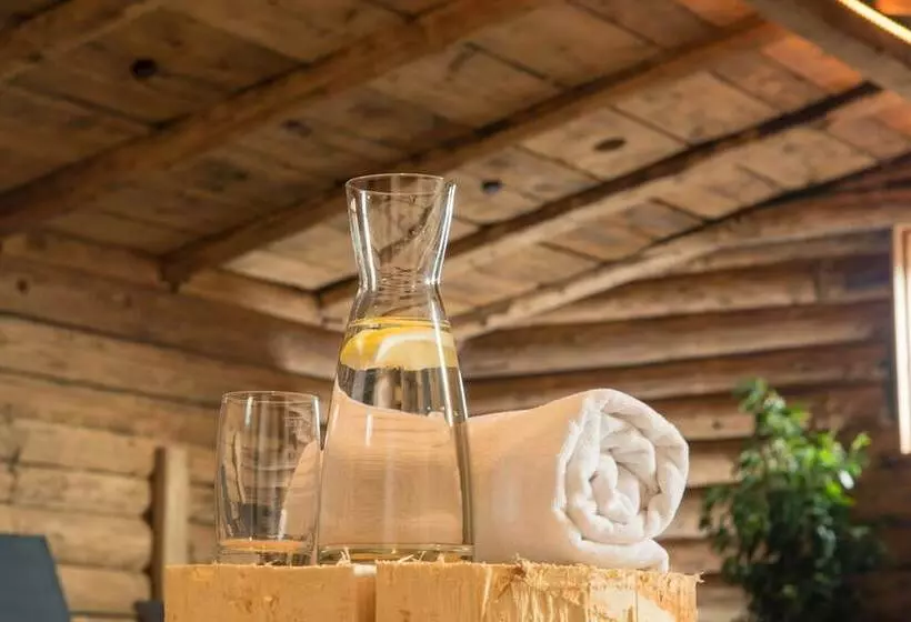 Hotelli Landhaus Hubertus Wellness & Breakfast