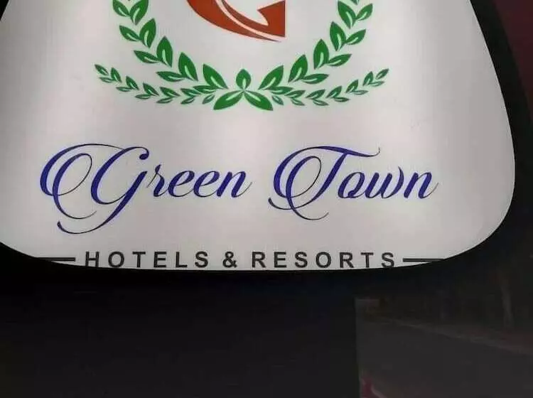 Green Town Hotel & Resorts   Bukit Tangga