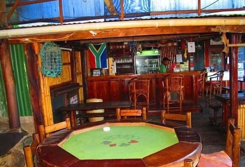 Hotel Amapondo Backpackers Lodge