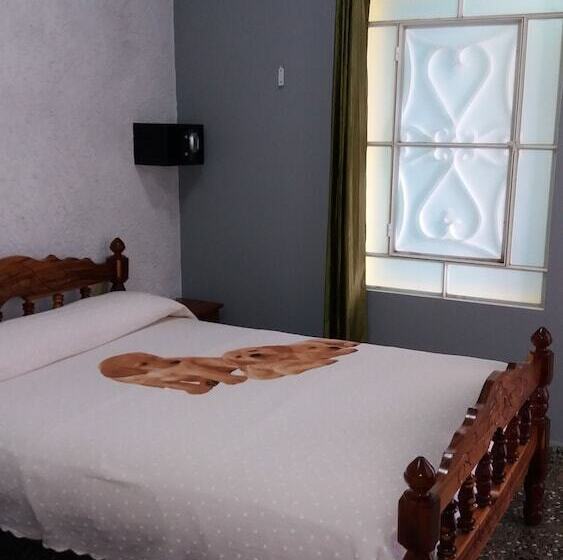 هتل Casa Dra Nancily Y Liday