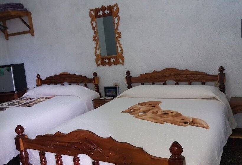 هتل Casa Dra Nancily Y Liday