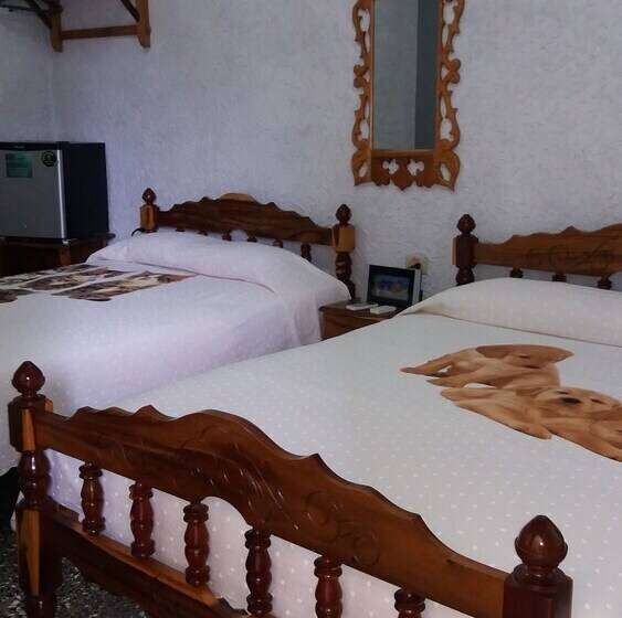 هتل Casa Dra Nancily Y Liday