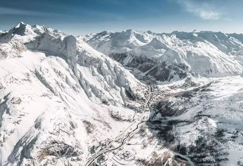 هتل Le K2 Chogori