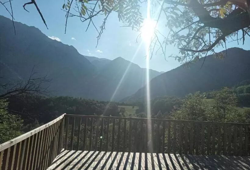 ペンション Les Insolites Du Villaret