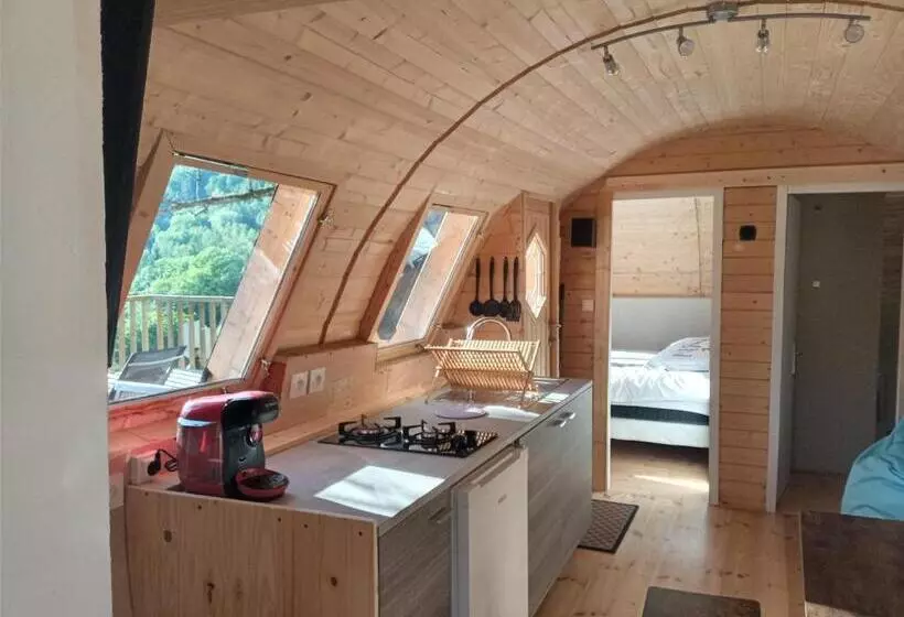 ペンション Les Insolites Du Villaret