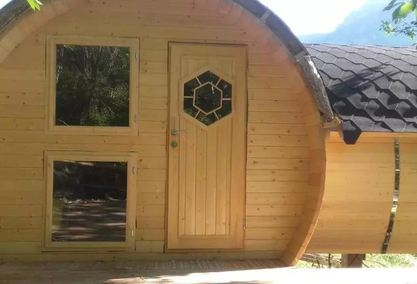 ペンション Les Insolites Du Villaret