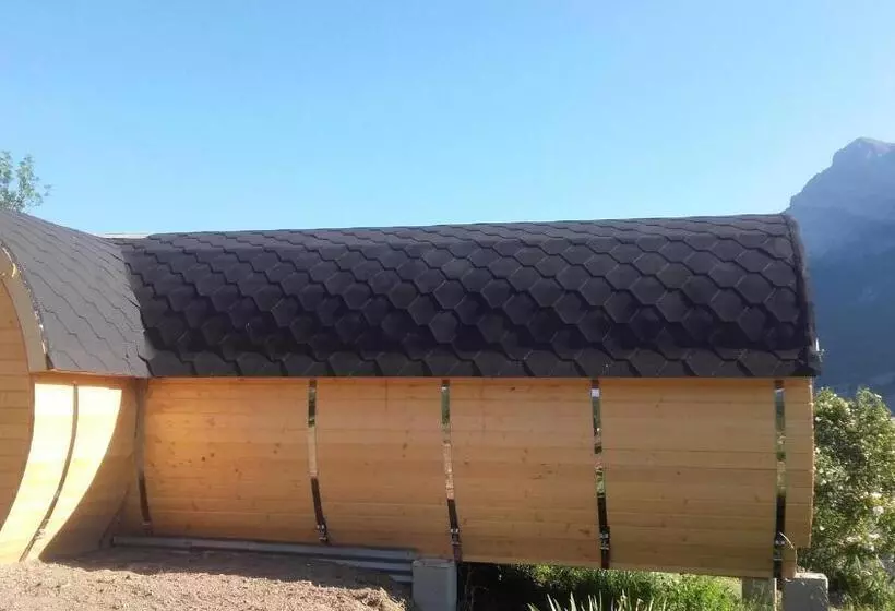 ペンション Les Insolites Du Villaret