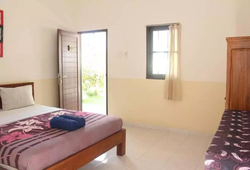 ペンション Purnama Guesthouse