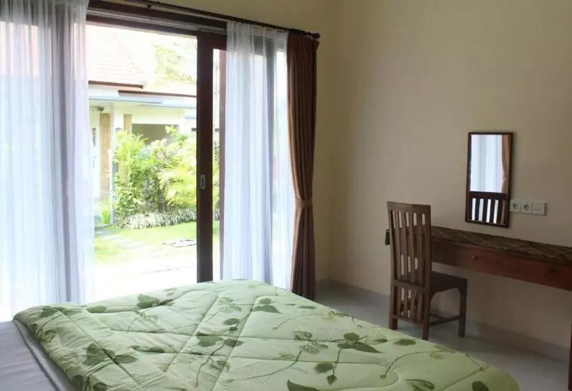 ペンション Purnama Guesthouse