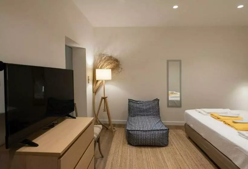 ペンション Pylosea Luxury Lodge