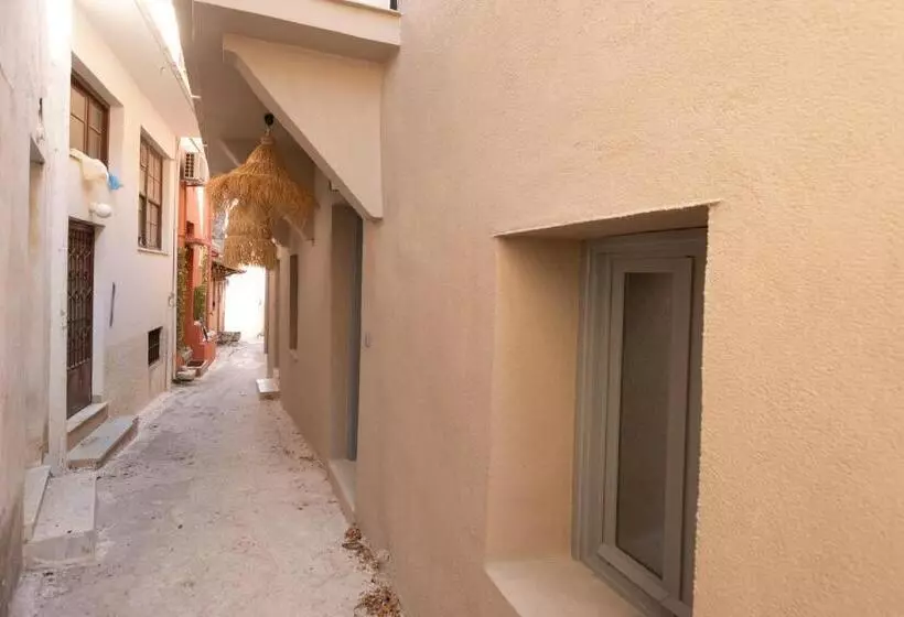 ペンション Pylosea Luxury Lodge