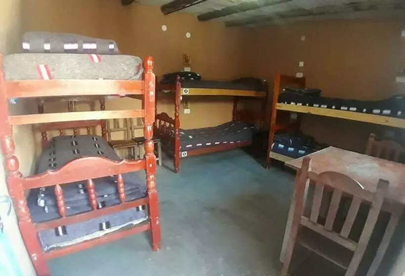 ベッドアンドブレックファースト Giramundo Hostel Purmamarca