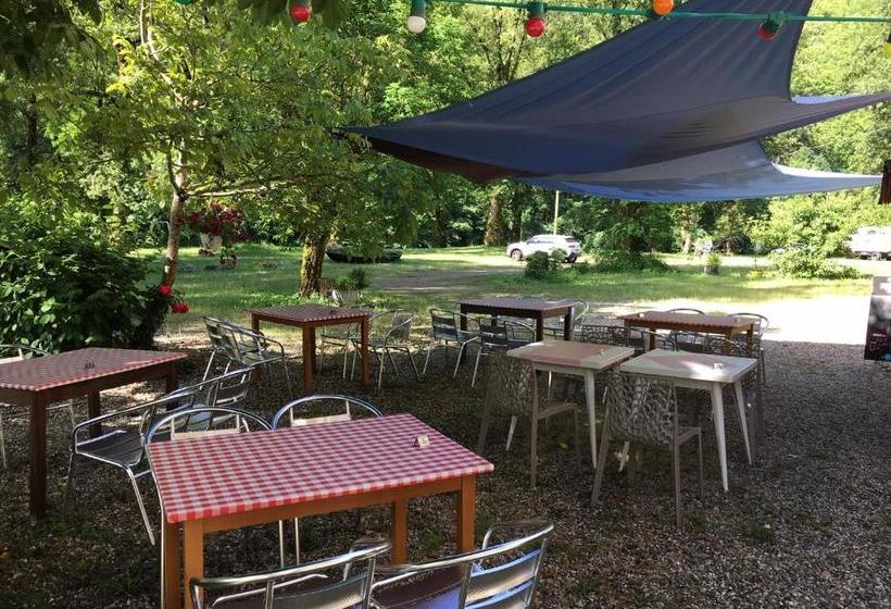 مبيت وإفطار La Truite Qui Chante