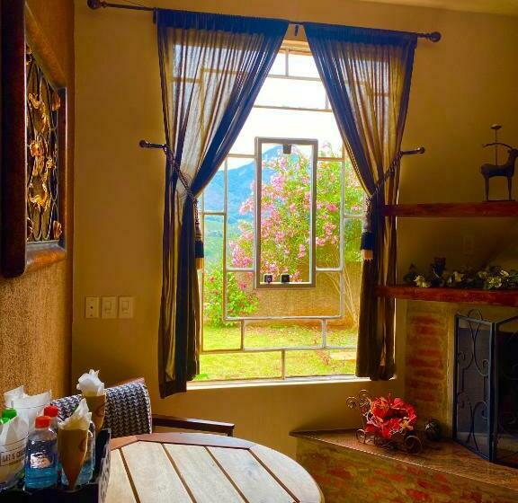 住宿加早餐  Pousada Altitude 1200