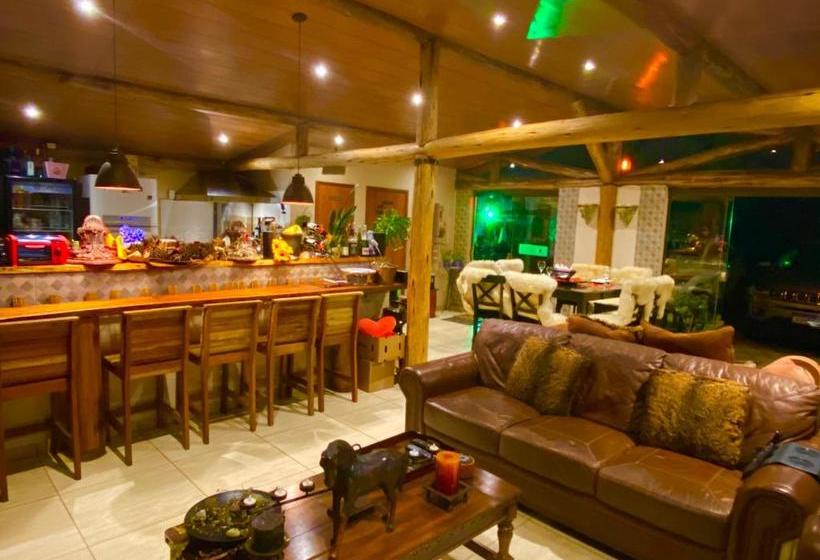 住宿加早餐  Pousada Altitude 1200