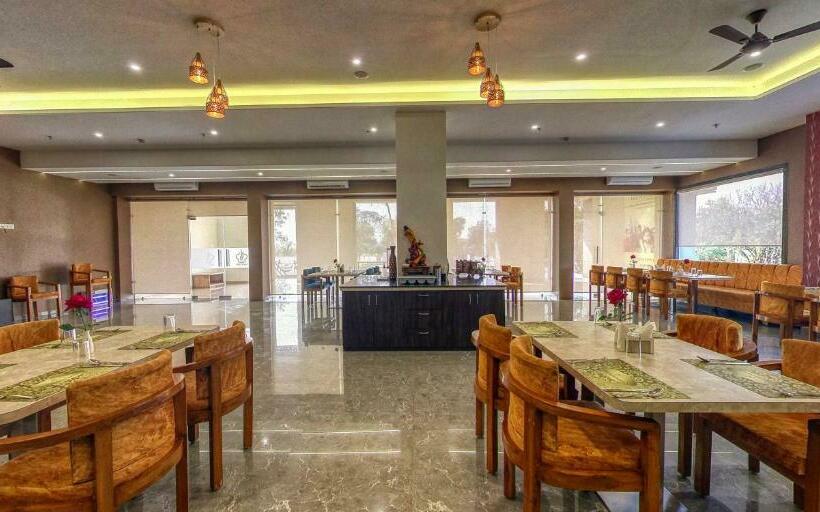 The Aanandam Hotel Resort