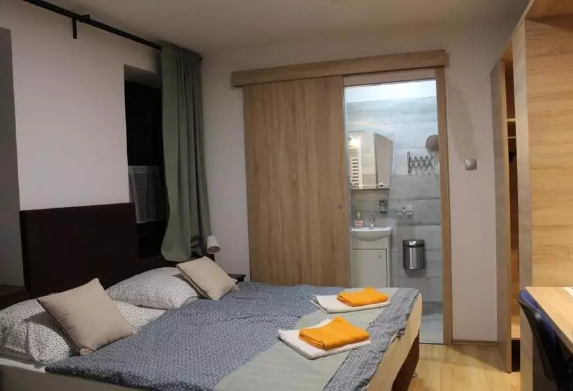 ベッドアンドブレックファースト Czermann Holiday Inn