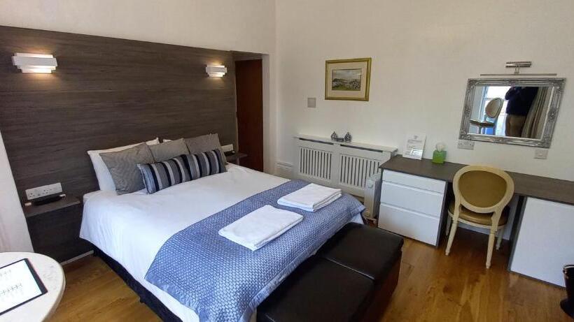 تختخواب و صبحانه Grosvenor House   Onsite Free Parking