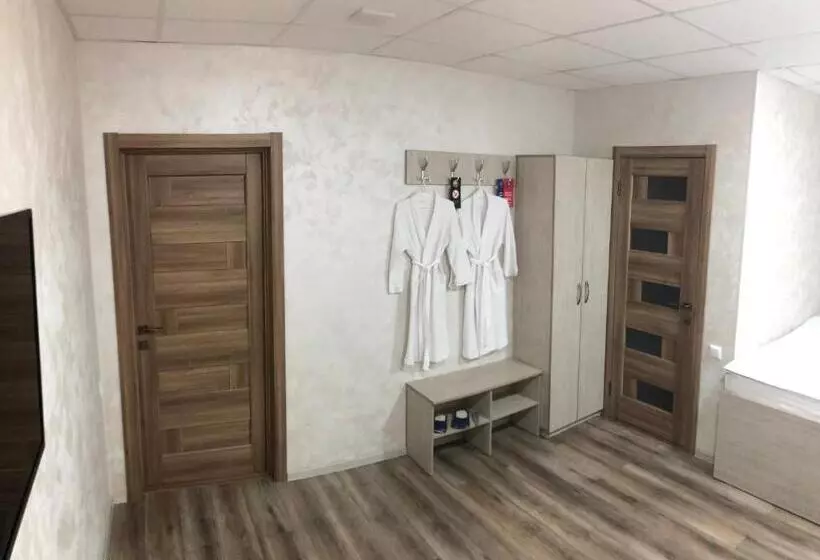 Hotelli міні готель білий квадрат