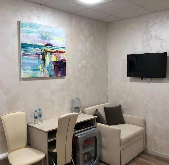 هتل міні готель білий квадрат