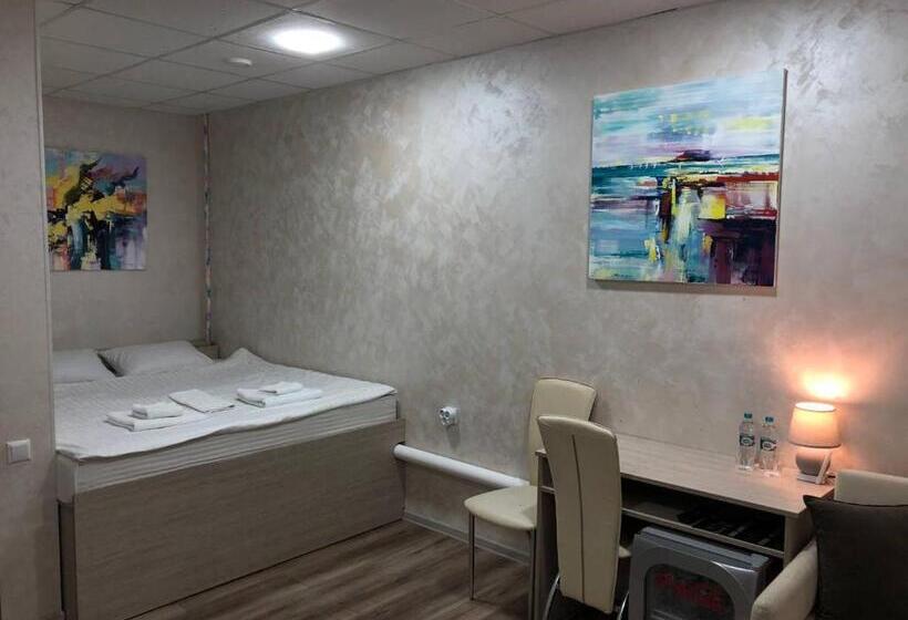 هتل міні готель білий квадрат