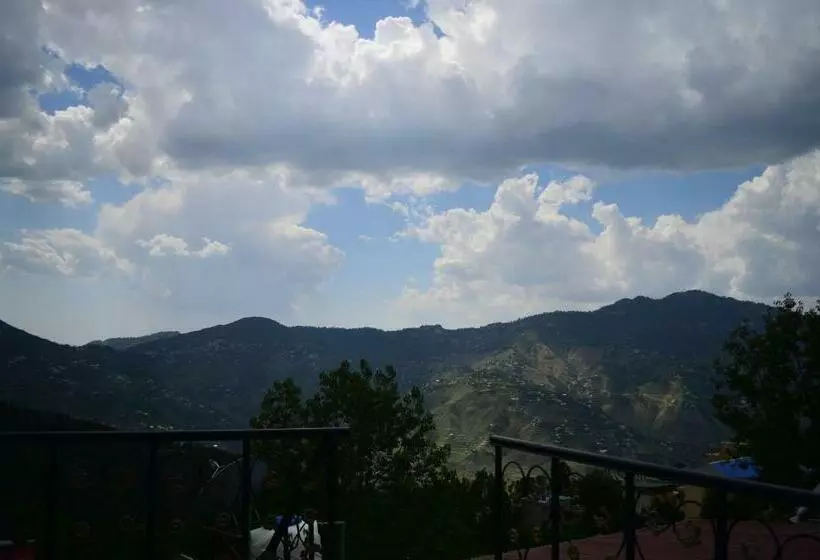 Hotel Bhurban Inn