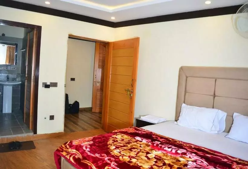 Hotel Bhurban Inn