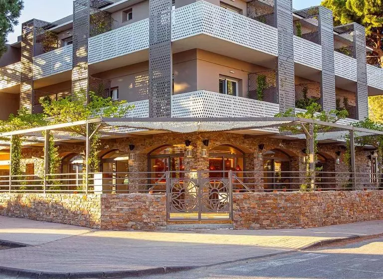 Hotelli Hôtel La Ménado