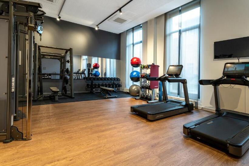 Отель Plaza Premium Munchen