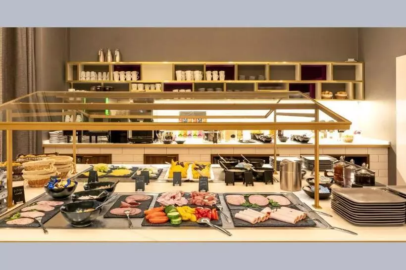 هتل Plaza Premium Munchen