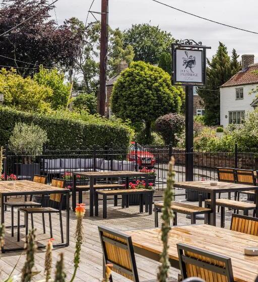 בית מלון כפרי Plum And Partridge Husthwaite