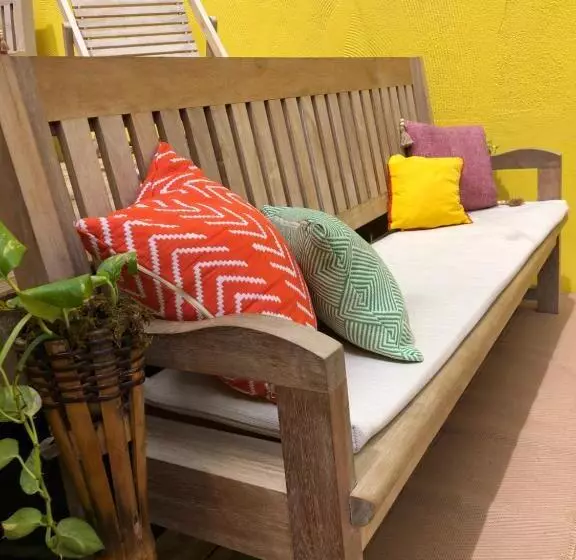 Retkeilymaja Yellow Belly Backpackers