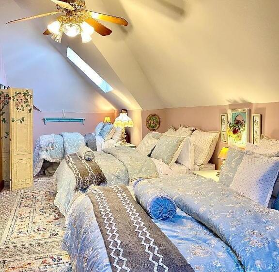 Hogan House Bed And Breakfast At Rose Hill